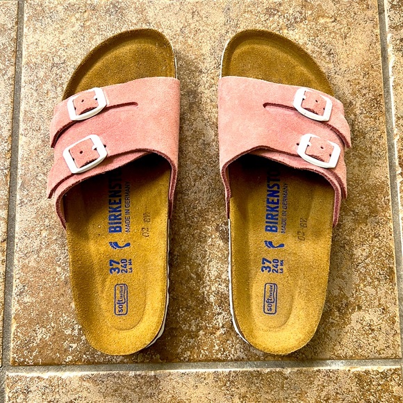SOLD NOT FOR SALE SOLD Birkenstock’s Rose Vaduz EU 37 - Picture 4 of 8